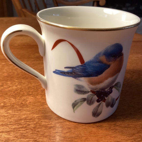 Lenox Winter Greetings Mug EASTERN BLUEBIRD Catherine McClung - Picture 2 of 6